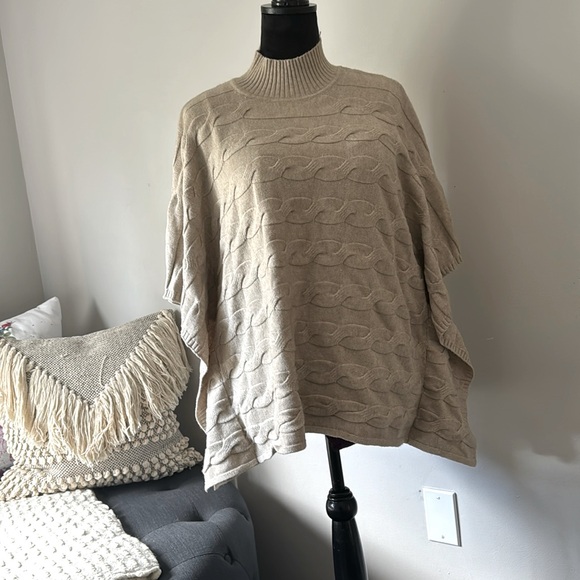 Woman’s cardigan sweater blouse size small /stretch - Picture 3 of 3